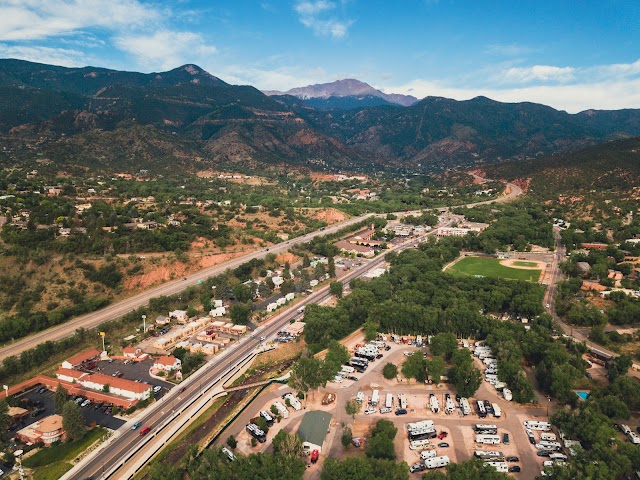 Garden of the Gods RV Resort