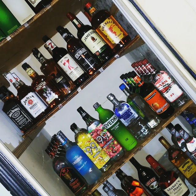 Heroes Pub