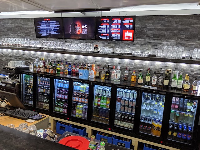Play Lounge & Bar