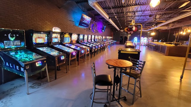 Level Up Pinball Bar