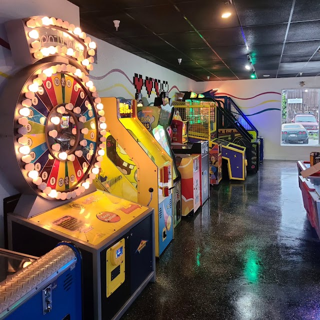 Full Hearts Arcade & Eats