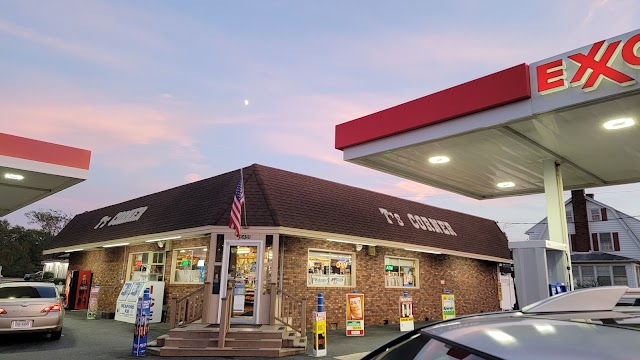 T's Corner Bar