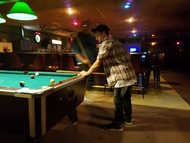 Kanawha Lounge