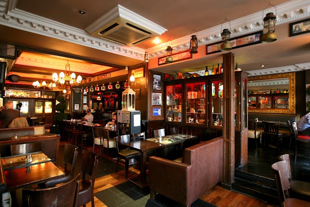 Murray's Bar