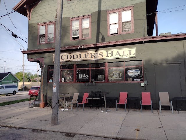 Puddler's Hall | Bay View's Historic Tavern