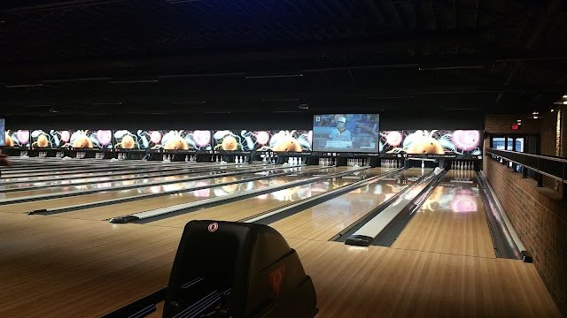 Corvette Lanes Bowling Alley & Café