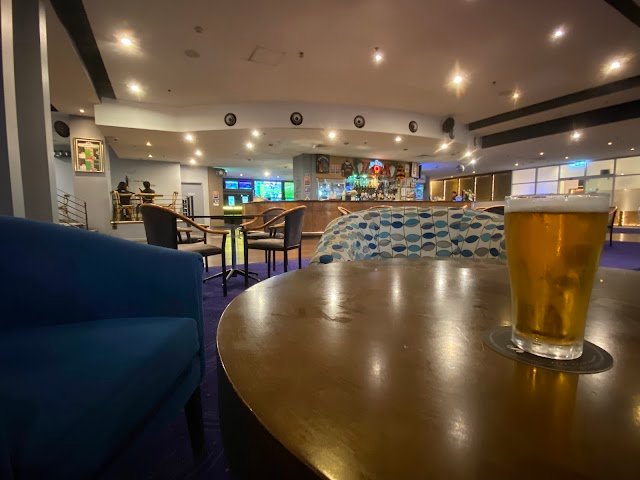 Off Broadway Hotel