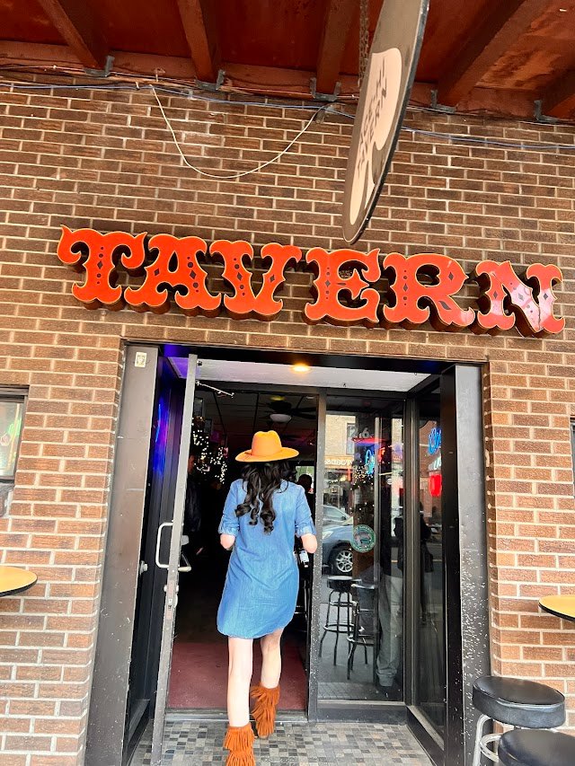 Ace-Hi Tavern