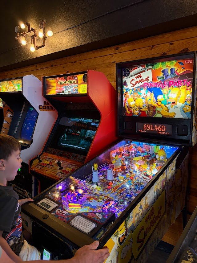 Level 1 Retro Lounge