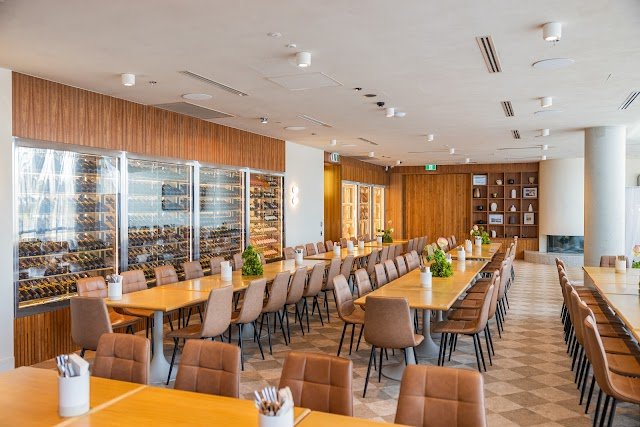 Oran Park Hotel