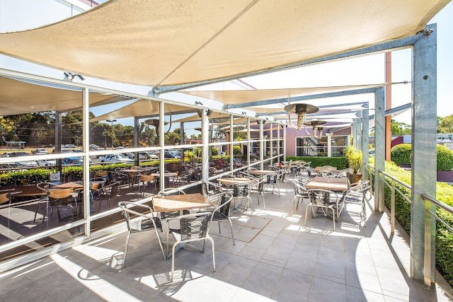 Sandown Park Hotel