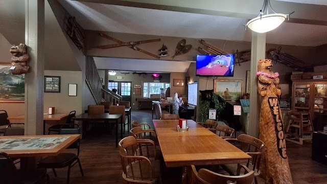 Ivy Bear Pizzeria