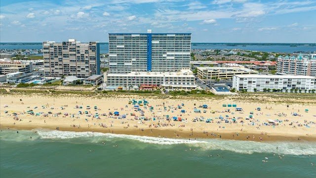 Carousel Oceanfront Hotel & Condos