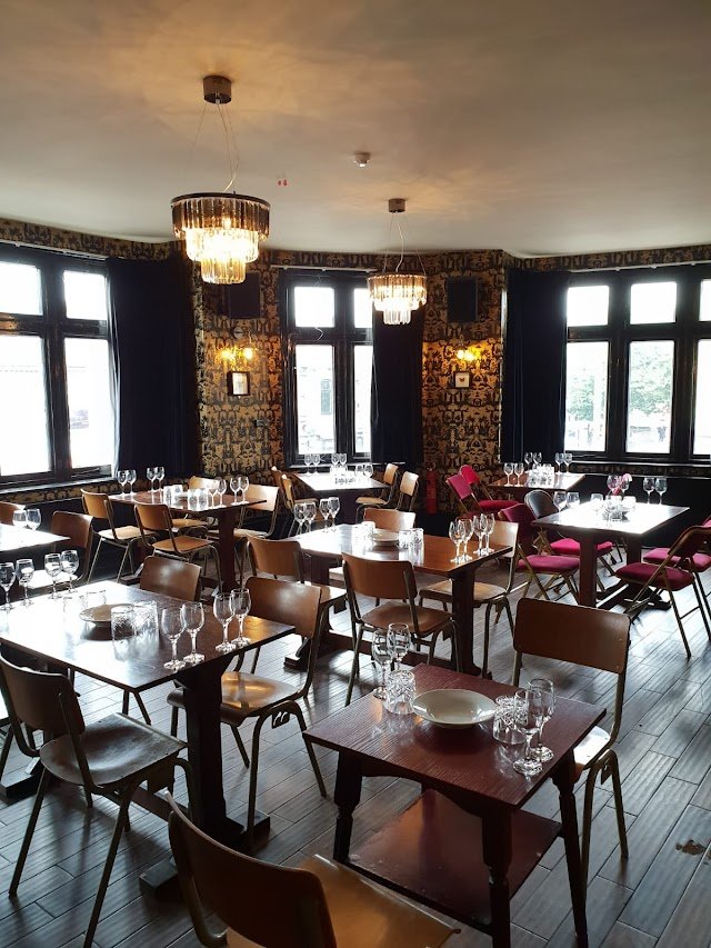 The Leyton Star