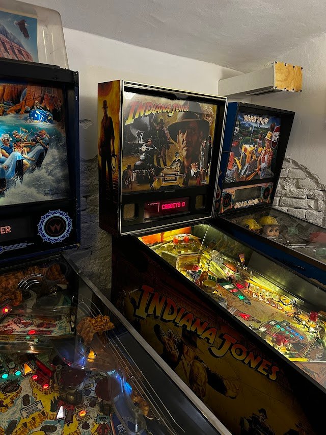 Arcade Music Bar