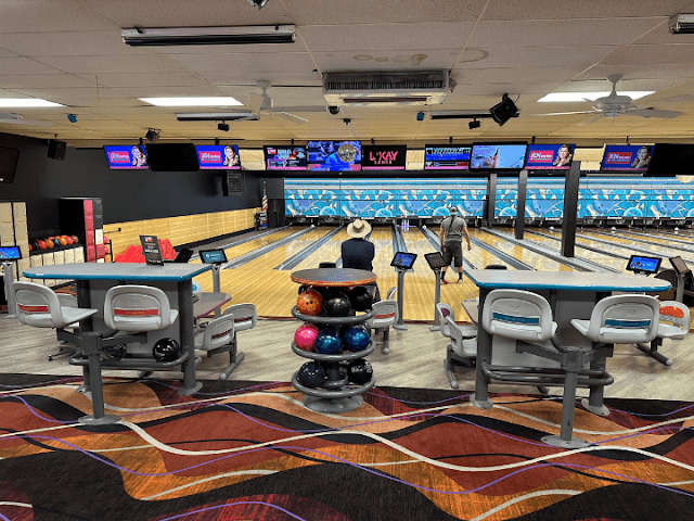 Lokay Lanes