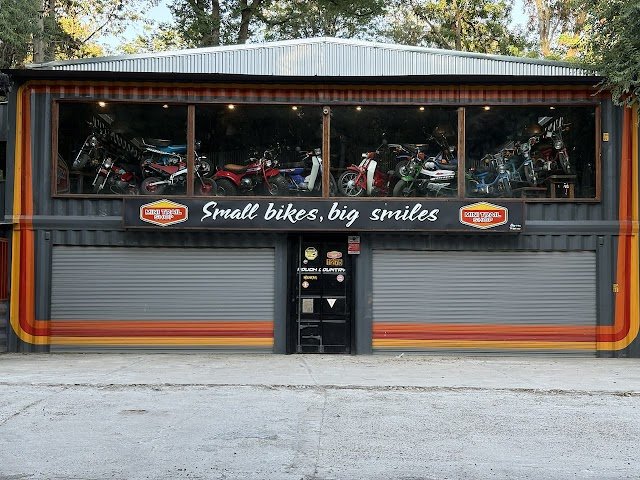 Mini Trail Shop