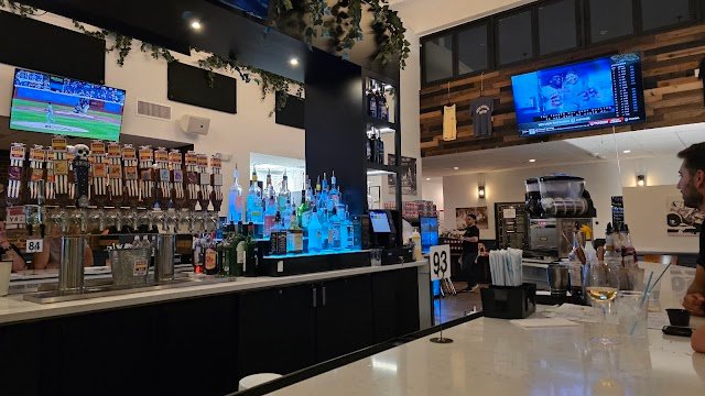 Breakers Burrito Bar