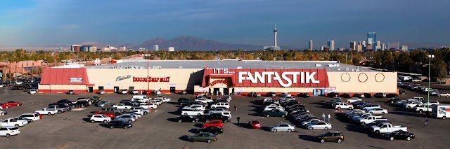 Las Vegas Fight Shop (Fantastic Indoor Swap Meet)