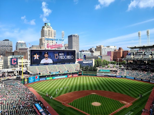 Progressive Field - Right Field Corner Bar (level 2)