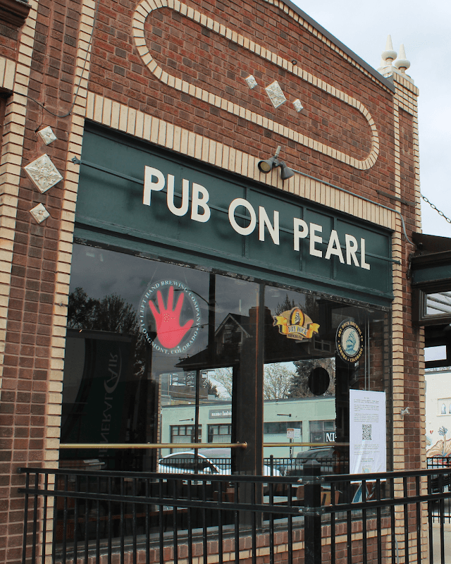 Dry Dock Pub