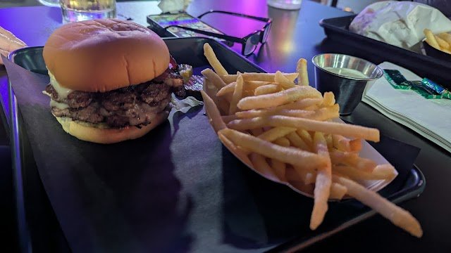 Kathy's Bar & Grill