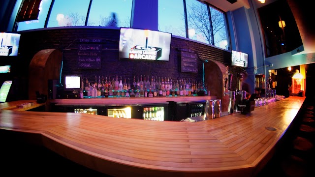 B Side Liquor Lounge & Arcade