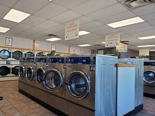 Colonial Laundromat