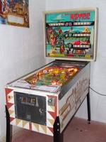 Image # 46891: Aztec Cabinet - Full View 
(The spinning target is not original to this game.)