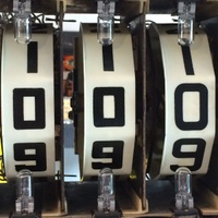 Image # 61975: King of Diamonds Sample Game - Score Reels Mismatch 
(The score reel on the far right is not original to this sample game.Serial number 01028 S.)