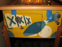 Image # 54343: King Pin Cabinet - Front 
(The lockdown bar is reproduction. Serial number 23304.)