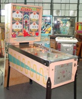 Image # 55470: Kismet Cabinet - Left 
(This game has a reproduction backglass but is included here to show its other features.)