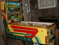 Image # 23818: Lazy-Q Cabinet - Left 
(The flyer indicates that the bumpers caps and flippers are gold. The only gold parts evident on the game pictured here are two bumper caps.)