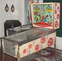 Image # 13361: Mad World Cabinet - Right