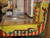 Image # 24147: Band Leader Cabinet - Right 
(The lockdown bar is not original to this game.)