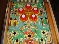 Image # 48724: North Star Sample Game - Middle Playfield 
(Cabinet has partial serial number ending with '076 S'.)
