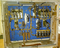 Image # 77366: Safari Early Production Inside Backbox 
(Unlike Early Prodcution game #1098, there is no 6-position connector in the lower left area. Both bells are missing from this backbox. Serial number 1029.)