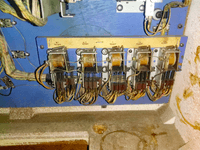 Image # 77367: Safari Early Production Inside Backbox - 5 Relays 
(Production games have six relays in the area. Serial number 1029.)