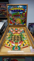 Image # 68377: Screamo Cabine - Front View 
(All playfield parts are original except the flippers, per the owner.)