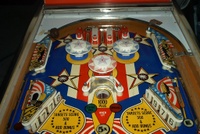 Image # 11319: Spirit of 76 Upper Playfield 
(The 5x center insert is not correct for this game; it should be a blank white insert for a 'Double Bonus'.)