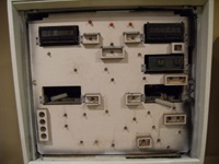 Image # 53115: Stingray Behind 2-Player Backglass 
(Notice the 3rd and 4th player displays are not present but their Player Up light bulbs were left in place. )