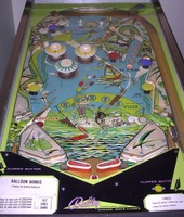 Image # 8708: Surfers Playfield 
(The stationary red post below the flippers is not original to this game.)
