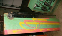 Image # 35396: 3-D Cabinet - Right Side - Metal Rails 
(The metal rails on this cabinet were an aftermarket product added by the operator.)
