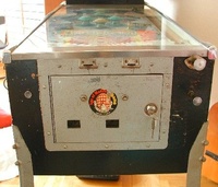 Image # 20365: Tom Tom Cabinet - Front 
(Note that this cabinet has been repainted and is not original.)