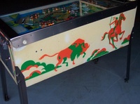 Image # 28205: Bow and Arrow Cabinet - Right 
(The left spinning target has an incorrect design for this game.)