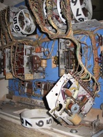 Image # 43740: Royal Flash Inside Backbox 
(The white tag on the replay unit had been altered to remove the word 'Replay'.)