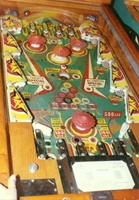 Image # 581: Cue Ball Playfield 
(The white pop bumper platter is not original to this game.)