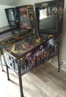 Image # 68327: The Hobbit Motion Picture Trilogy Limited Edition Cabinet - Right 
(Serial number 08711254.)