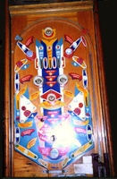 Image # 747: El Paso Playfield 
(The original color of the flippers is red.)