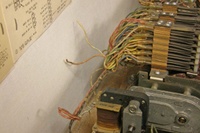 Image # 65321: Flip Flop Early Production Inside Cabinet - Detail 
(Some wiring was not connected to the motor. Serial number 1016.)